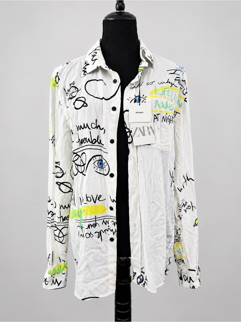 NWT Zara M Relaxed Fit Graffiti Print Shirt White Viscose Button Up